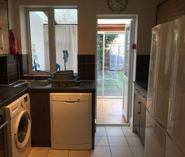 Room in a Shared House, East Ferry Road, E14 - Photo 3