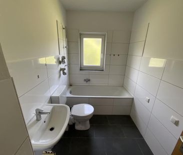 Wohnen bei der LEG: schöne 3-Zimmer-Wohnung mit Balkon in Lüdensche... - Photo 2