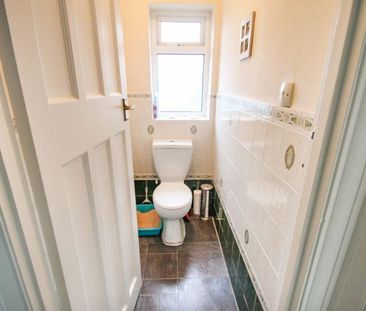 3 bedroom semi-detached house to rent - Photo 4