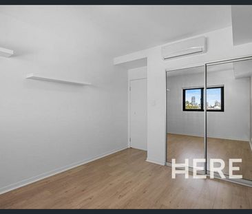 ECCO Apartments - Photo 6