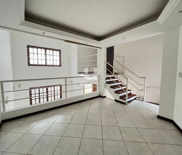 Casa Com 3 Quartos À Venda, por R$900.000 Ou Aluguel por R$5.000 No... - Foto 2