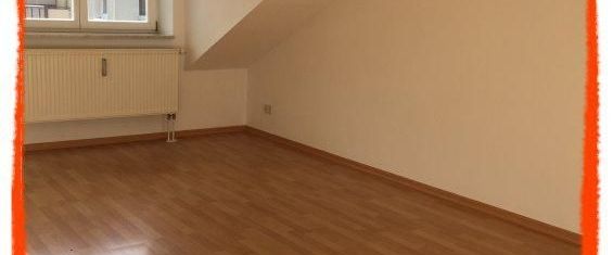 3-Zimmer-Wohnung mit großem BALKON und LAMINAT in Zwickau, zentrumsnah und im Dachgeschoss - Foto 1