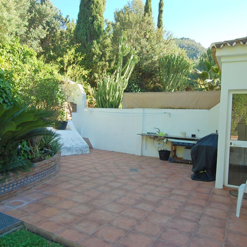 Chalet individual en urbanización de Alhaurín de la Torre – alh27jv - Photo 1