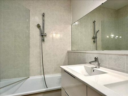 1 pièce - Meublé - 10,1 m² - 17ème étage - Colocation non autorisée - Photo 5