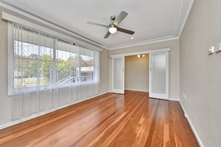 41 Perth Avenue, East Maitland NSW 2323 - House For Rent | Domain - Photo 3