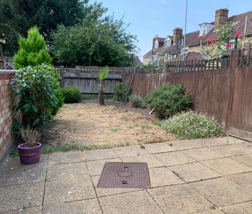 2 bedroom terraced house to rent - Photo 6