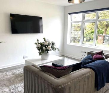 Shackleton Way, Woodley, RG5 - Photo 1