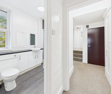 1 bedroom ground floor flat to rent - Photo 4