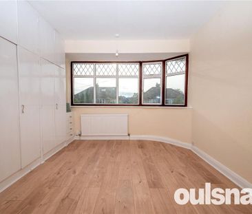 3 bedroom semi-detached house to rent - Photo 3
