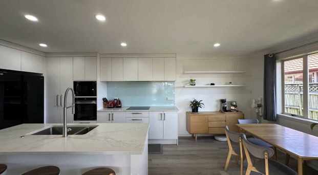 38 Matija Place, Red Beach - Photo 1