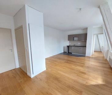 location Appartement F2 DE 56.34m² À POITIERS - Photo 5