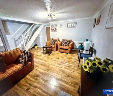 3 bedroom terraced house to rent - Photo 1