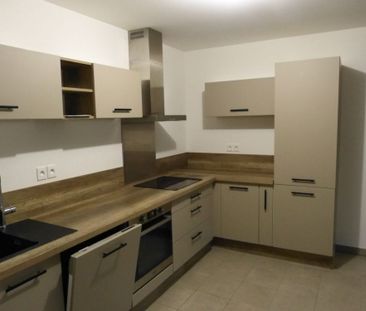 A LOUER : APPARTEMENT TYPE 3 EN RDC AVEC JARDIN ET PARKING • Réf GI... - Photo 4