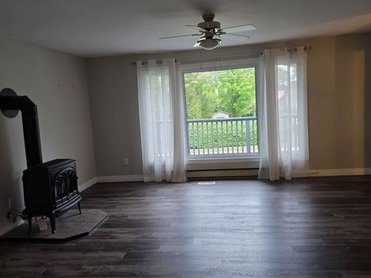 For Lease - 502 Ridgewood Road Unit# 1, Huron-Kinloss, Ontario - Photo 1