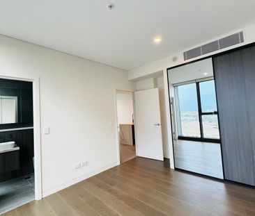 Modern 2-Bedroom Apartment with Premium Amenities in Sydney Olympic... - Photo 2