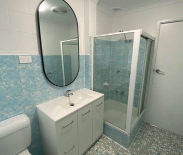 Unique Duplex! - Photo 6