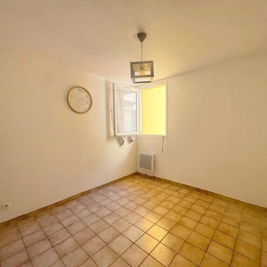 La Seyne les Sablettes, studio + parking - Photo 1