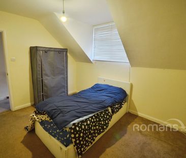 3 bedroom maisonette to rent - Photo 5