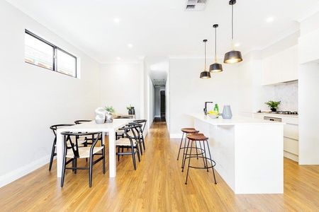 28A Captain Cook Avenue - Photo 2