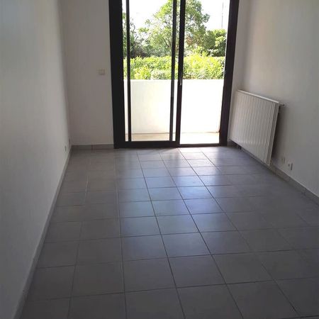 Appartement 1 pièces 24m2 MARSEILLE 12EME 535 euros - Photo 4