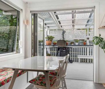 Sun, Solar, and Serenity! - Photo 2