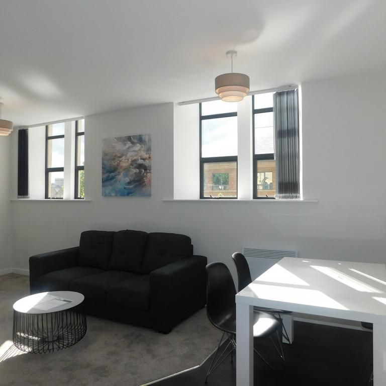 2 bedroom apartment to rent - Photo 1