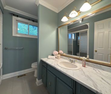 For Lease - 494 Dean Avenue, Oshawa, Ontario - Photo 2