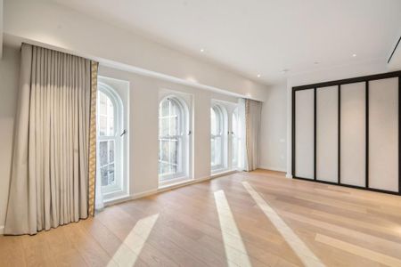 4 bedroom flat to rent - Photo 2