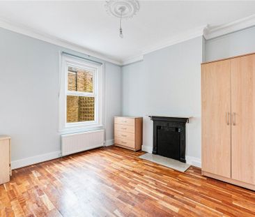 4 bedroom detached house to rent - Photo 3