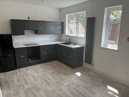 Main Street, Kimberley, NG16, Property for rent - Photo 4