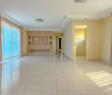 BEST CONDITION AND BEST LOCATION IN CABRAMATTA - Photo 2