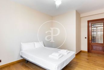 5 bedroom luxury Apartment for rent in Valencia