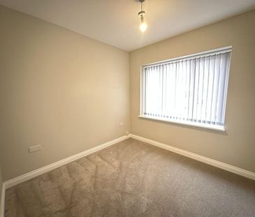 4 bedroom detached house to rent - Photo 5