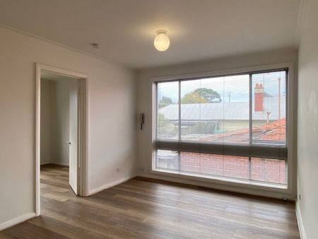 8/463 Brunswick Road, Brunswick West VIC 3055 - Photo 2