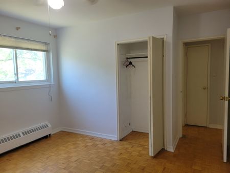 For Lease - 54 Rabbit Lane Unit# 3, Toronto, Ontario - Photo 4