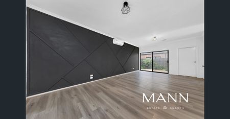 Spacious Family Home in Roxburgh Park - Perfect for Your Next Move! - Photo 4