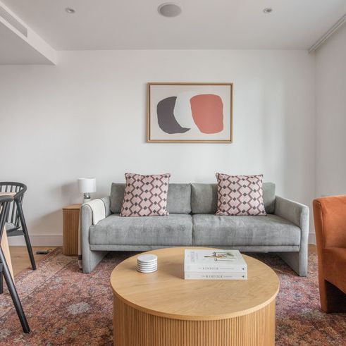 Saint George Wharf - Photo 1