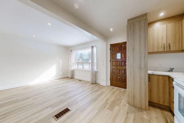 For Lease - 38 Southmead Road Unit# Main, Toronto, Ontario - Photo 1