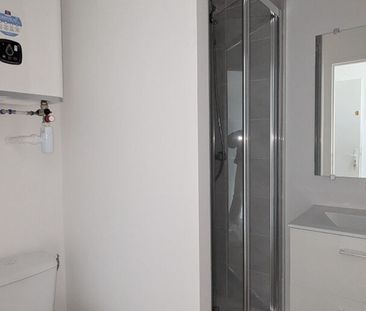 Location Appartement 1 pièce 17m² - Photo 2