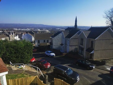 2 bedroom terraced house to rent - Photo 5