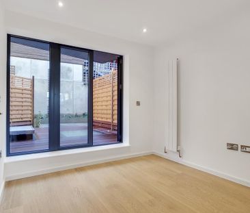 4 bedroom townhouse to rent - Photo 5