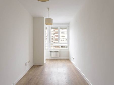 Madrid, Community of Madrid 28029 - Photo 3