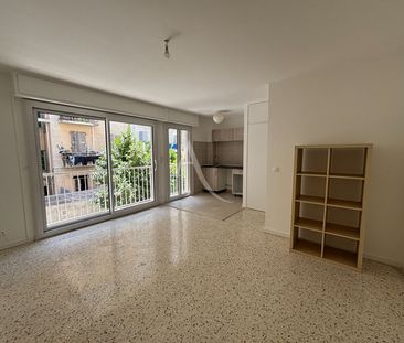 Location Appartement 1 pièce 25m² NICE 06000 - Photo 2