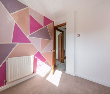 Mill Close, Haslemere, Surrey, GU27 - Photo 5