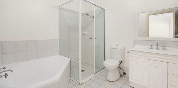 Hornsby Heights - Photo 2