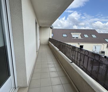 Location Appartement 3 pièces 64m² VAUJOURS 93410 - Photo 3