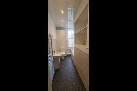 1 Bed Terraced House, Paradise Grove, LS18 - Photo 5