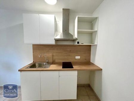 Location Appartement 1 pièce 26m² GARDANNE 13120 - Photo 3