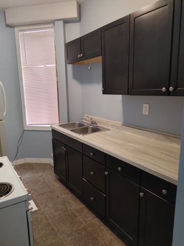 1170 Albert St, Regina - Photo 2