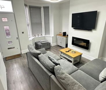 Room 3, St. Lukes Crescent, Leeds, LS11 8LA - Photo 6